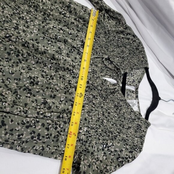 Sadie and Sage Boho Chic Longsleeve Floral Blouse - Picture 9 of 11